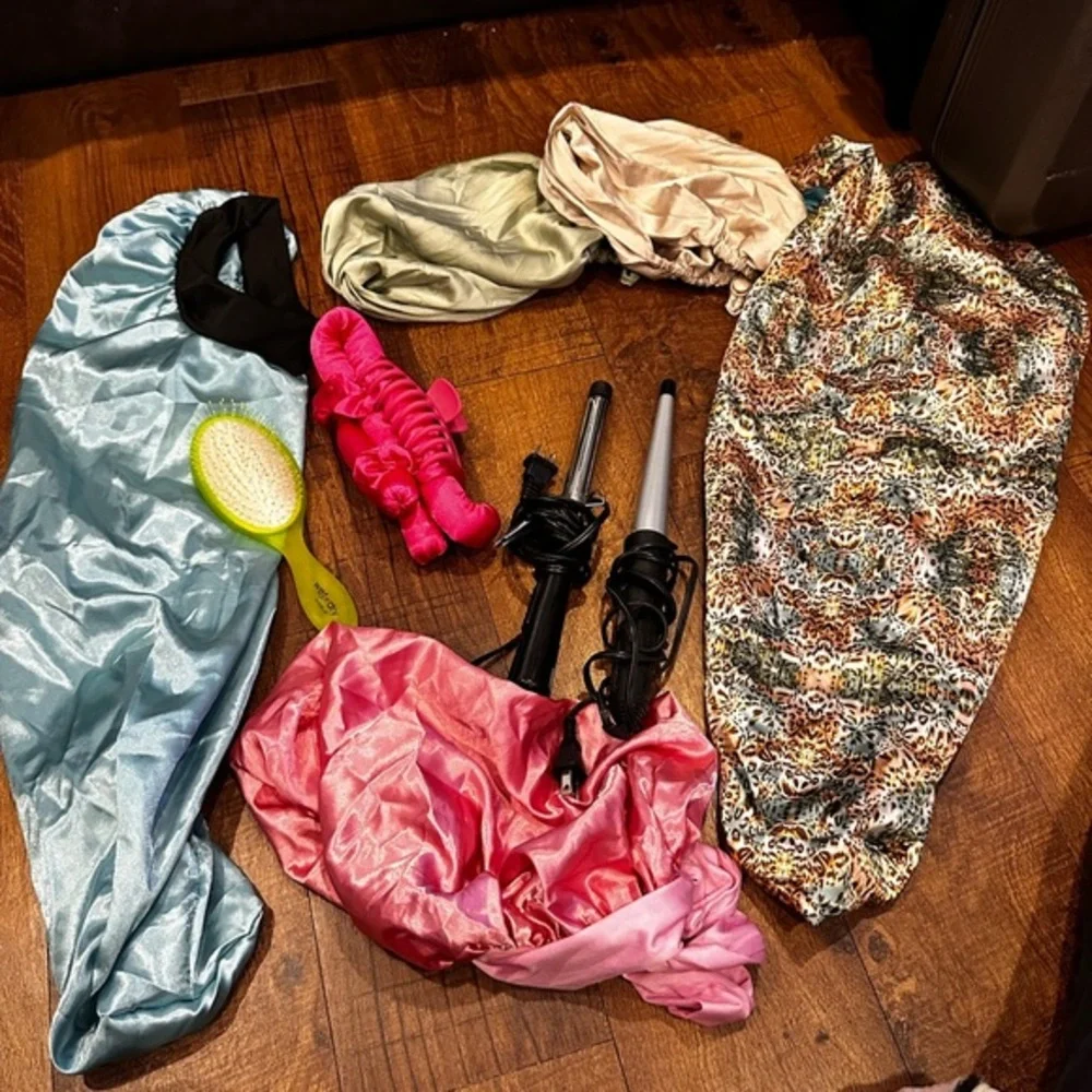 Hair Styling Set with Pink and Blue Accessories